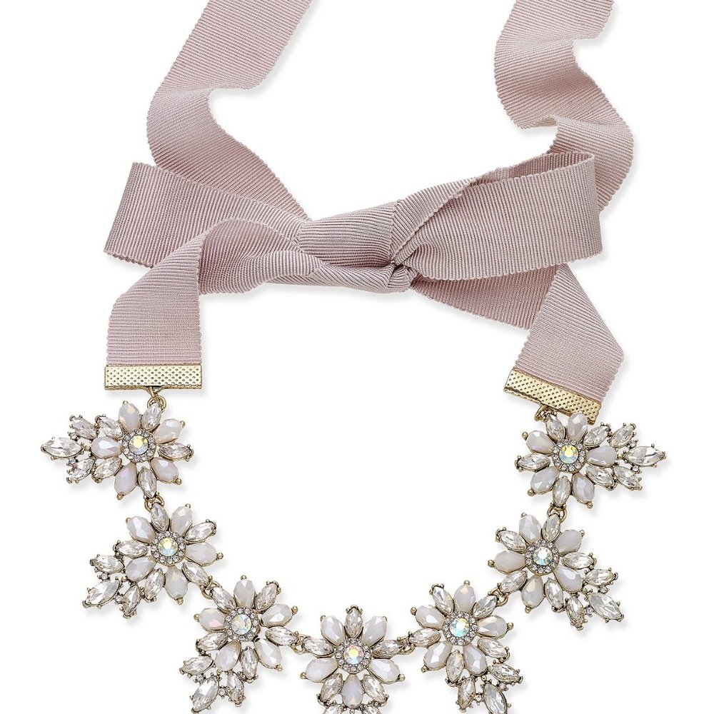 GoldTone Crystal/White Stone/Flower Gray necklace